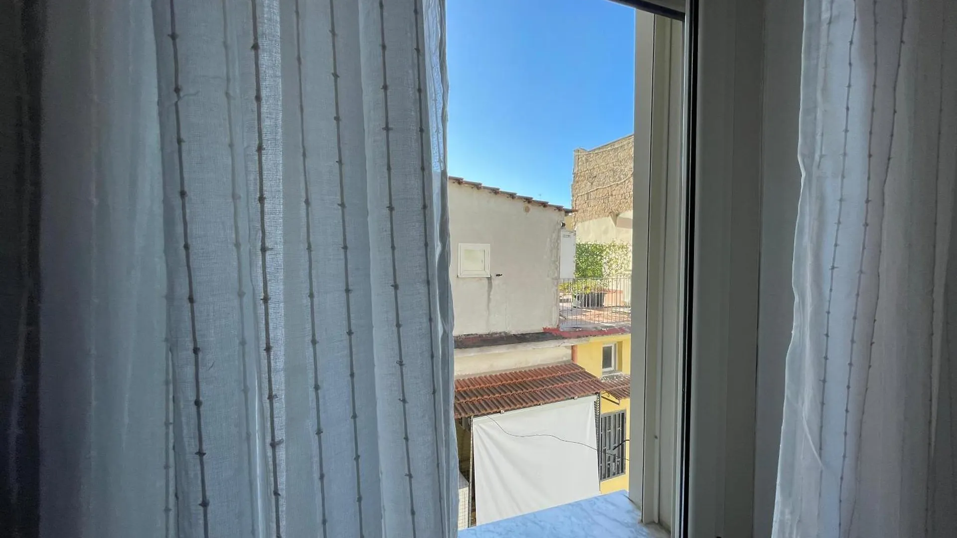 Chez Bois - Suite Apartment Capodimonte Naples Italy