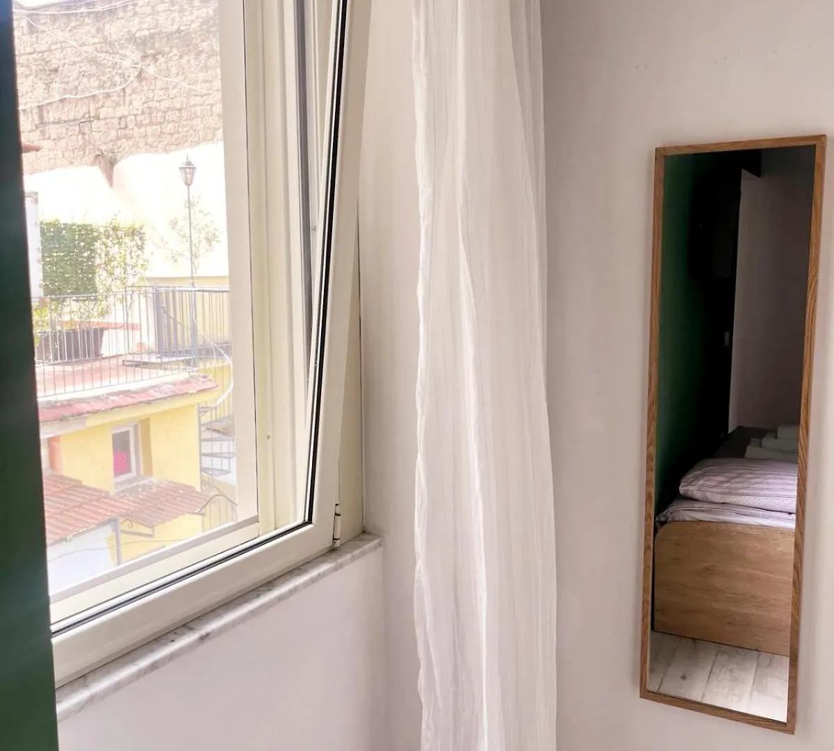 Chez Bois - Suite Apartment Capodimonte Naples Holiday home