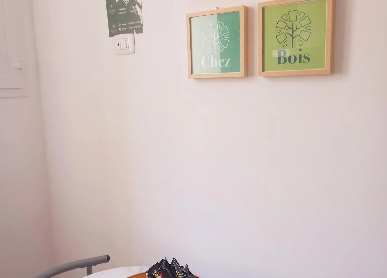 Holiday home Chez Bois - Suite Apartment Capodimonte Naples Italy