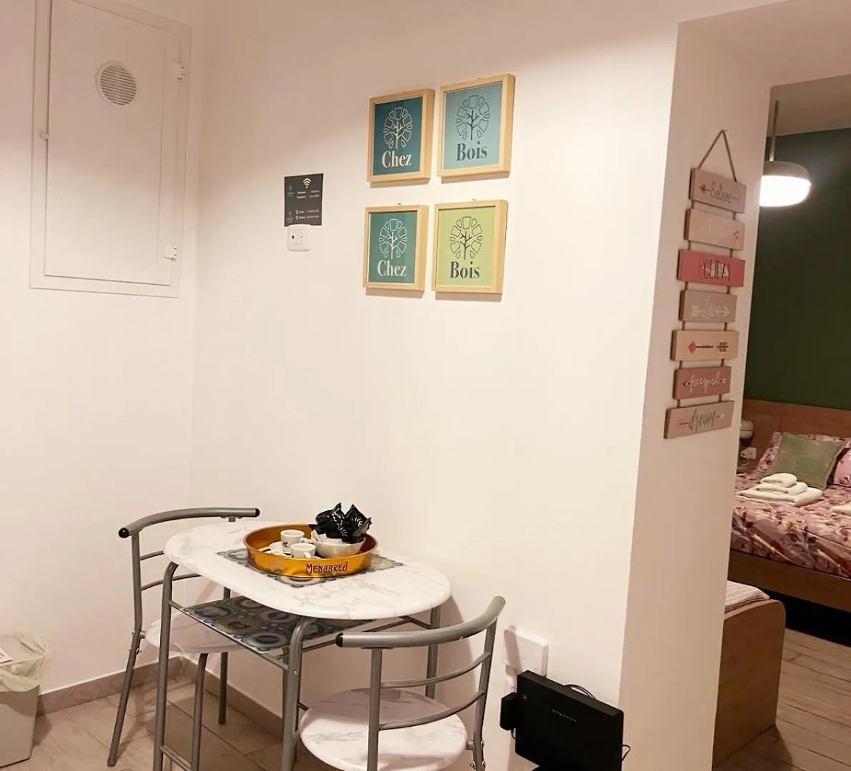 Chez Bois - Suite Apartment Capodimonte Naples 0*,
