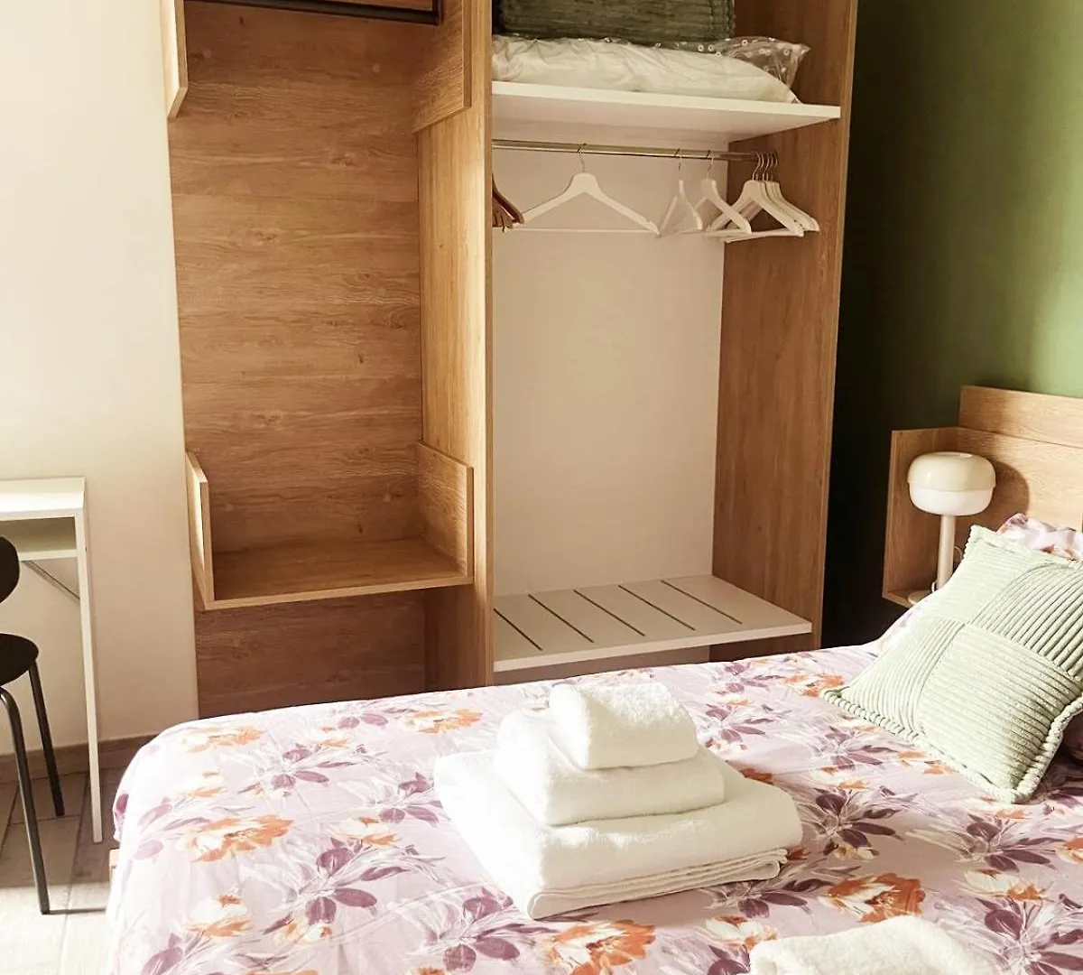 Vakantiehuis Chez Bois - Suite Apartment Capodimonte Napels Italië